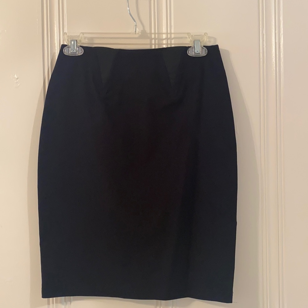 Elegant black Joseph Ribkoff pencil skirt